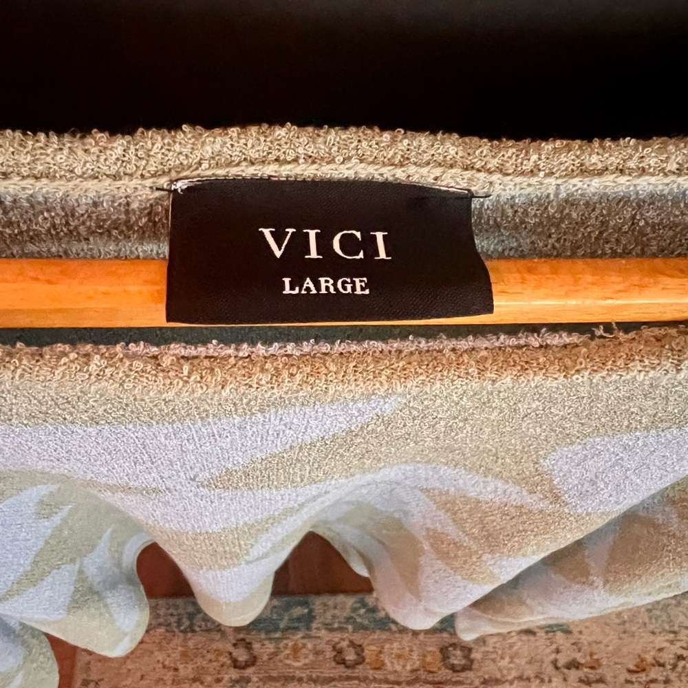 VICI Rowyn Checkered Abstract Sweater - Picture 6 of 9